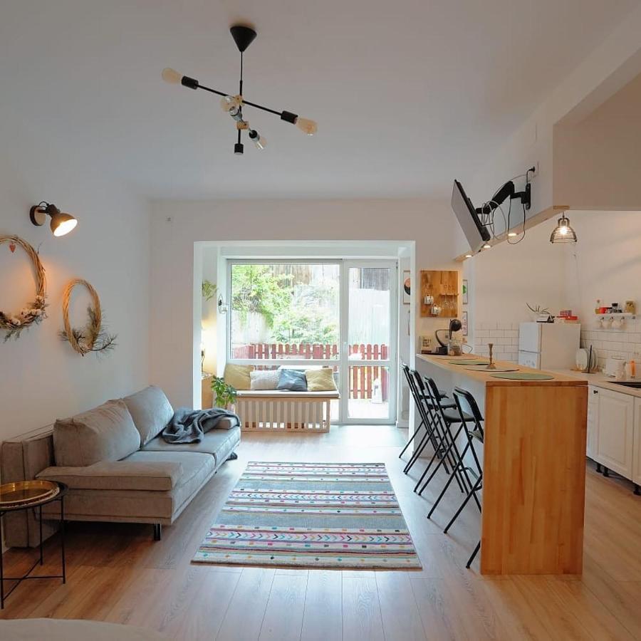 Apartment Bubbles With Terrace